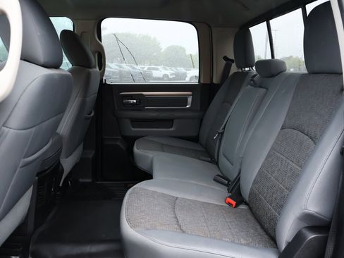Used 2016 RAM 1500 Big Horn RWD image 18