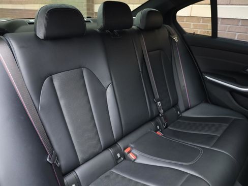 Used 2022 BMW M3 Competition w/ Executive Package RWD image 29