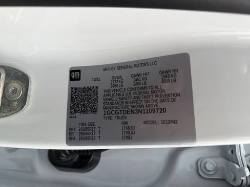 Used 2022 Chevrolet Colorado Z71 w/ Trail Boss Package AWD/4WD image 36