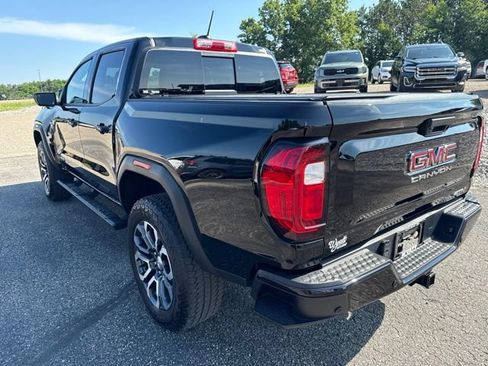 Used 2024 GMC Canyon AT4 w/ AT4 Premium Package AWD/4WD image 8