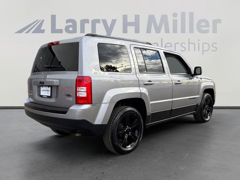 Used 2015 Jeep Patriot Sport w/ Power Value Group image 5