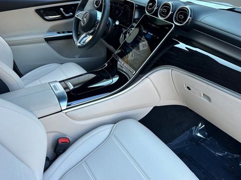 Certified 2025 Mercedes-Benz GLC 350e 4MATIC image 32