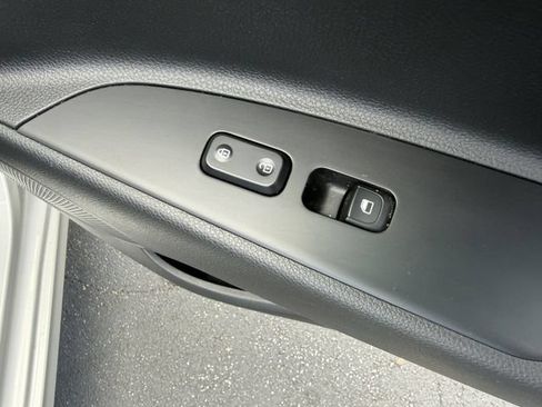 Used 2023 Kia Rio LX FWD image 33