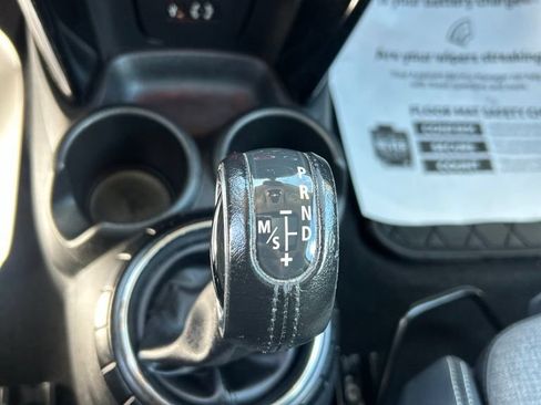 Used 2014 MINI Cooper S FWD image 27