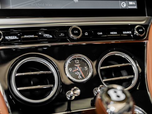 Used 2020 Bentley Continental GT image 20