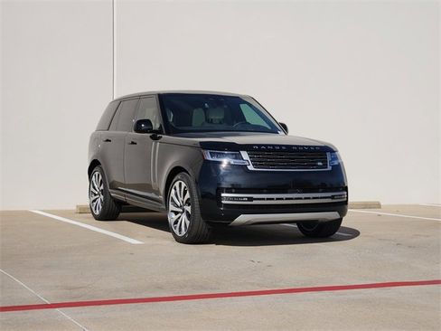 New 2026 Land Rover Range Rover SE image 2