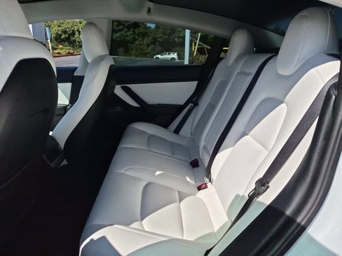 Used 2020 Tesla Model 3 Long Range AWD/4WD image 21