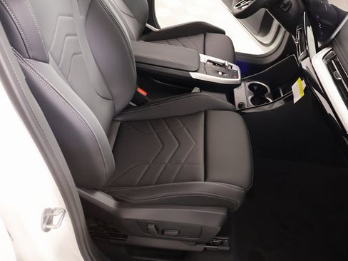 New 2026 BMW X1 xDrive28i w/ Technology Package image 14