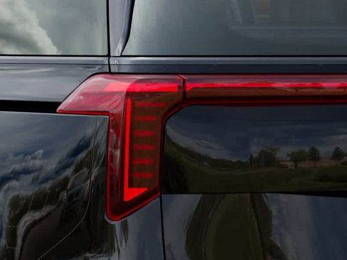 New 2026 Kia Carnival SX Prestige FWD image 11