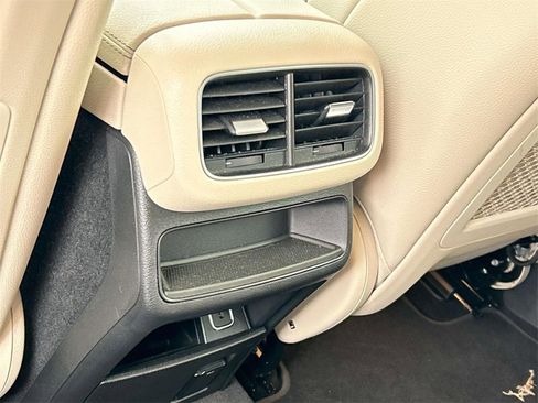 Used 2023 Mercedes-Benz GLE 350 4MATIC image 19