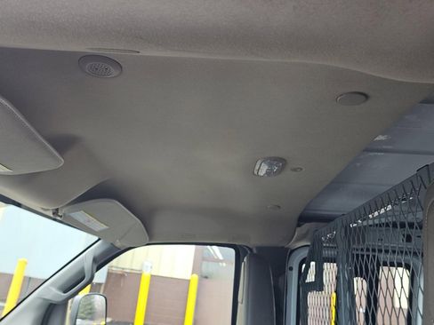 Used 2018 Chevrolet Express 2500 w/ Driver Convenience Package RWD image 17