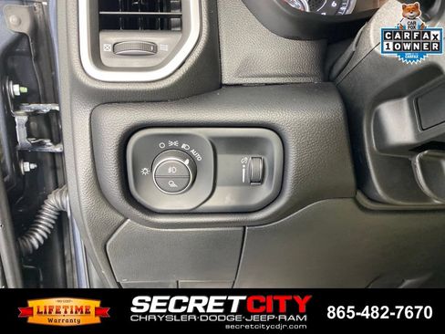 Used 2025 RAM 2500 Big Horn AWD/4WD image 13