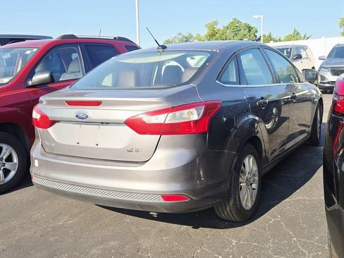 Used 2012 Ford Focus SEL FWD image 3