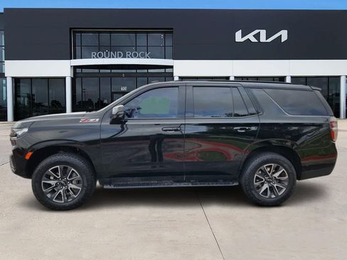 Used 2024 Chevrolet Tahoe Z71 w/ Luxury Package AWD/4WD image 4