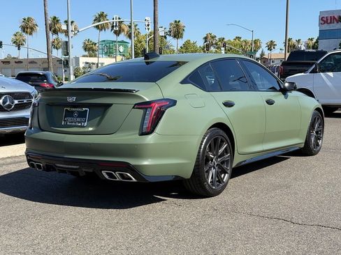 Used 2025 Cadillac CT5 V RWD image 9