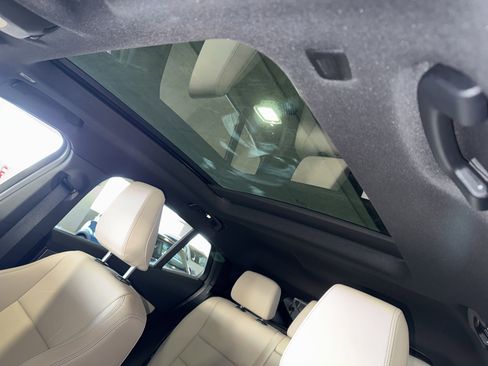 Certified 2025 BMW X2 xDrive28i w/ Premium Package image 32