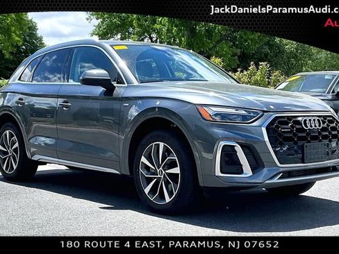 Used 2023 Audi Q5 2.0T Premium Plus w/ Premium Plus Package AWD/4WD image 9