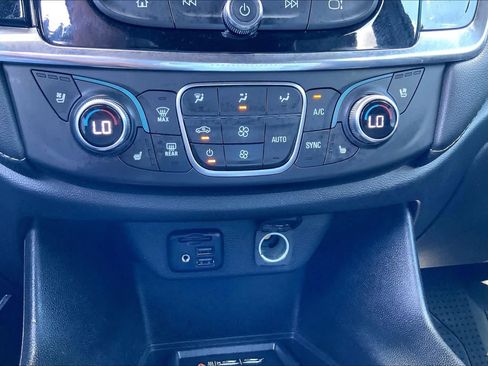 Used 2023 Chevrolet Traverse Premier w/ Redline Edition FWD image 34