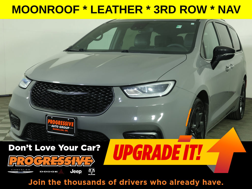 Used 2025 Chrysler Pacifica Limited FWD image 1