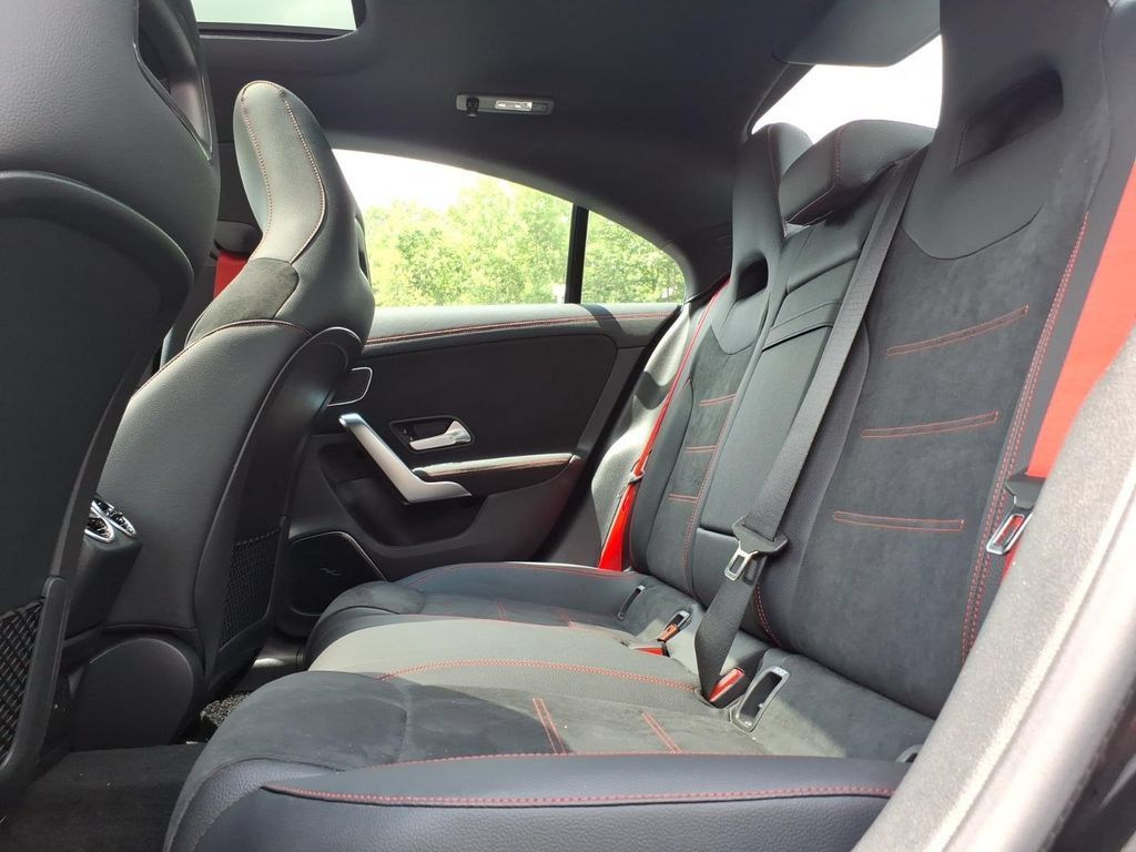 Used 2025 Mercedes-Benz CLA 35 AMG 4MATIC image 17