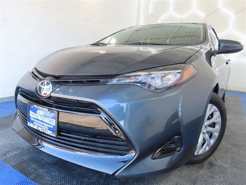Used 2019 Toyota Corolla LE FWD image 1