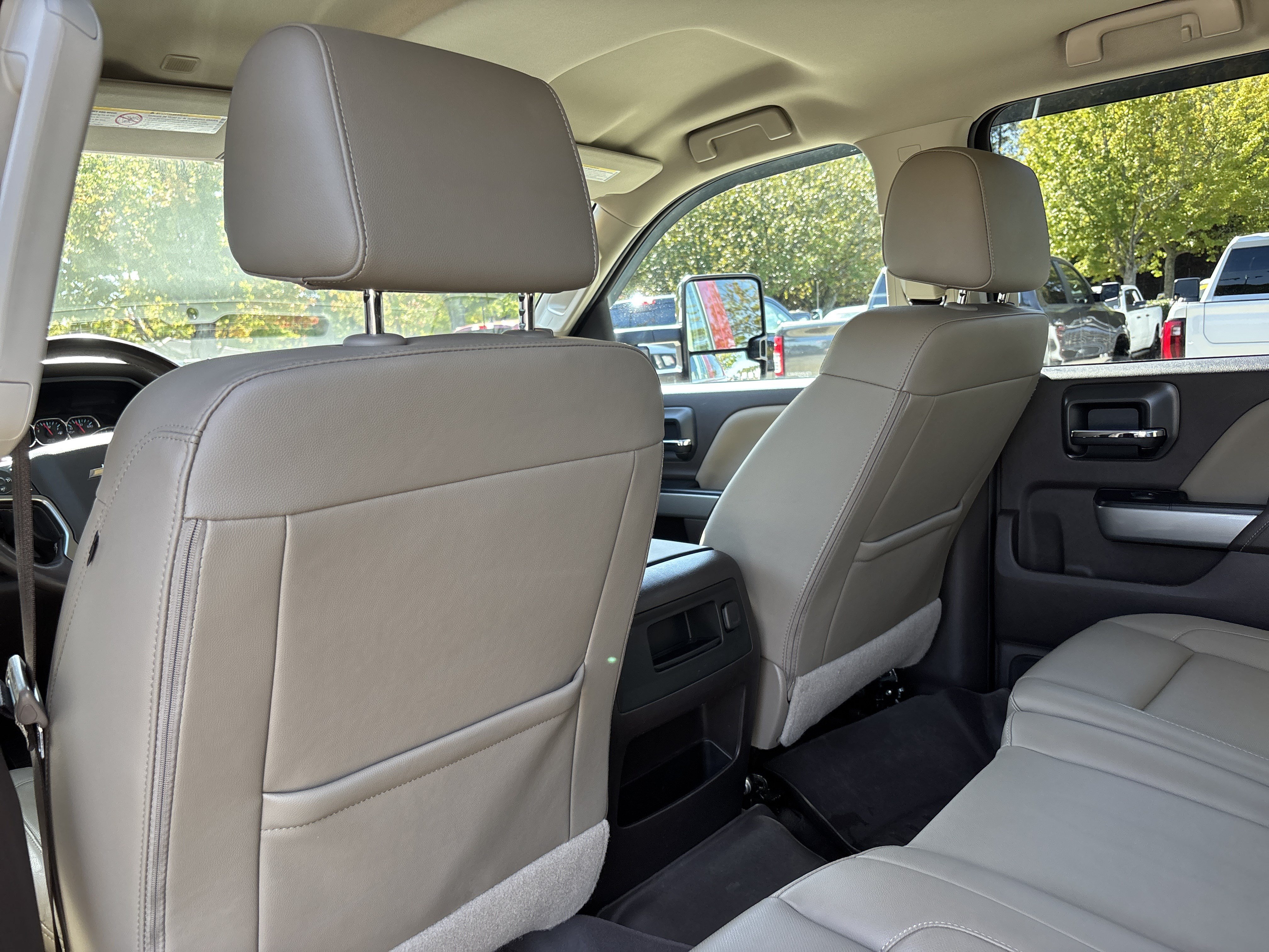 Used 2018 Chevrolet Silverado 2500 LTZ w/ Duramax Plus Package AWD/4WD image 17