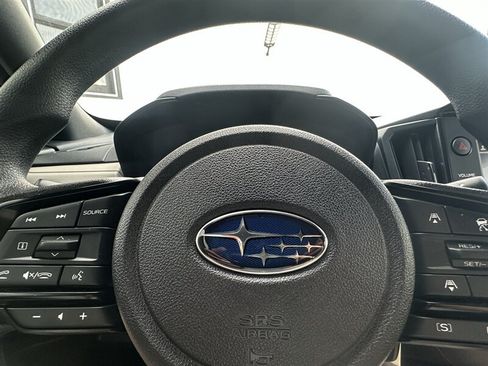 Used 2025 Subaru Forester AWD/4WD image 34