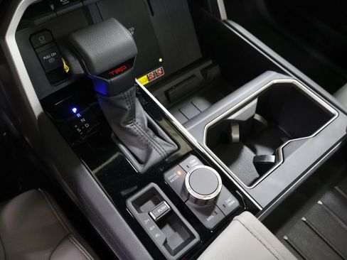 New 2026 Toyota Tundra Limited AWD/4WD image 21