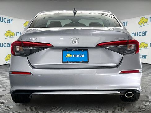 Used 2023 Honda Civic Sport image 5