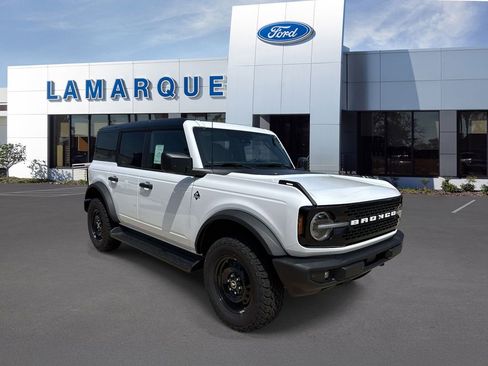 New 2026 Ford Bronco Outer Banks AWD/4WD image 1