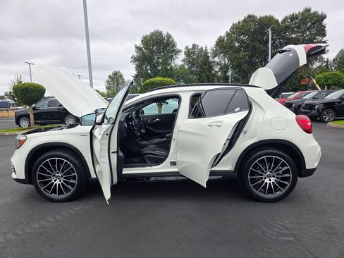 Used 2018 Mercedes-Benz GLA 250 4MATIC image 12
