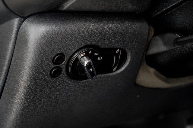 Used 2016 MINI Cooper 4-Door Hardtop FWD image 26