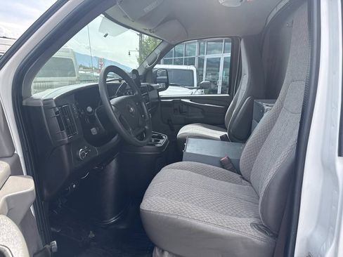 Used 2013 Chevrolet Express 3500 w/ Chrome Appearance Package RWD image 13