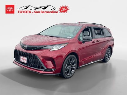 New 2026 Toyota Sienna XSE