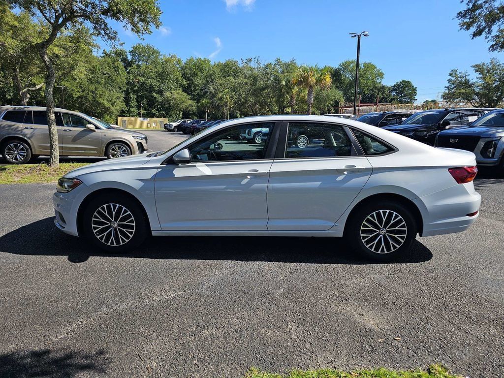 Used 2019 Volkswagen Jetta SEL FWD image 6