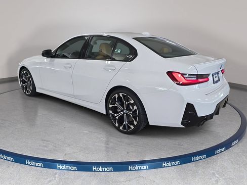 Used 2026 BMW 330i Sedan w/ M Sport Package RWD image 9