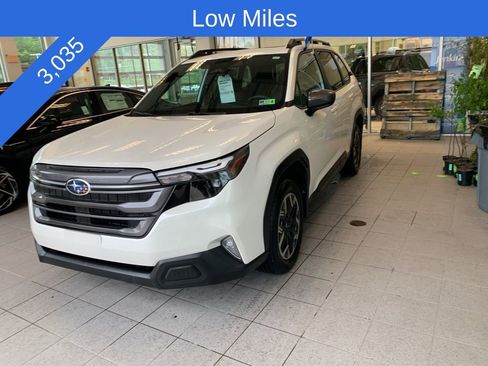 Certified 2026 Subaru Forester Premium w/ Base/Premium Package AWD/4WD image 2