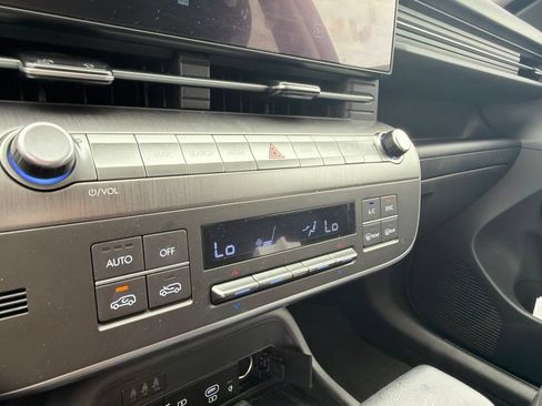 Used 2026 Hyundai Kona SEL Sport AWD/4WD image 17
