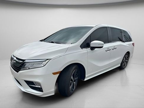 Used 2019 Honda Odyssey Elite image 2