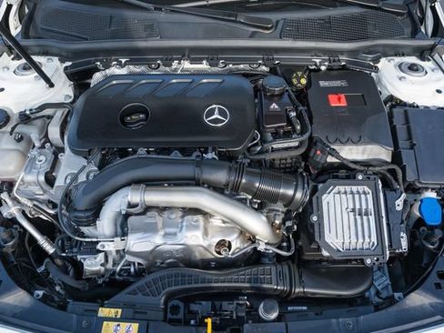 Certified 2025 Mercedes-Benz CLA 250 4MATIC image 19