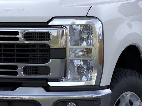 New 2026 Ford F250 XLT w/ Snow Plow/Camper Package AWD/4WD image 18