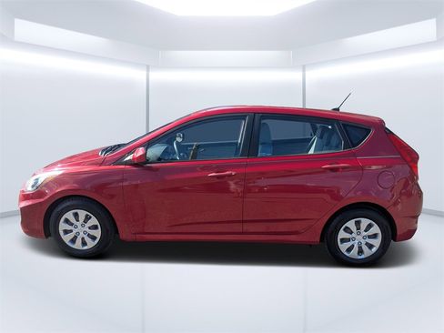 Used 2016 Hyundai Accent SE image 7