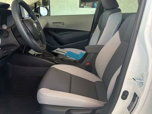 Used 2026 Toyota Corolla LE FWD image 14