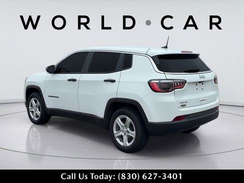 Used 2023 Jeep Compass Sport AWD/4WD image 5
