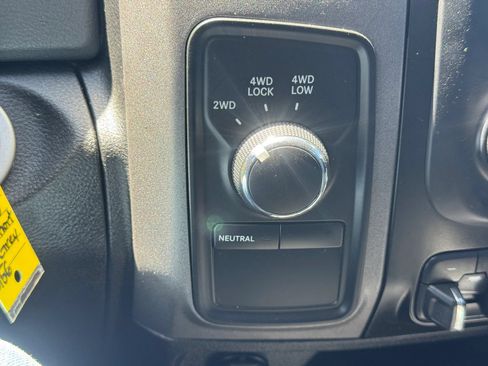Used 2018 RAM 2500 Tradesman w/ Popular Equipment Group AWD/4WD image 39