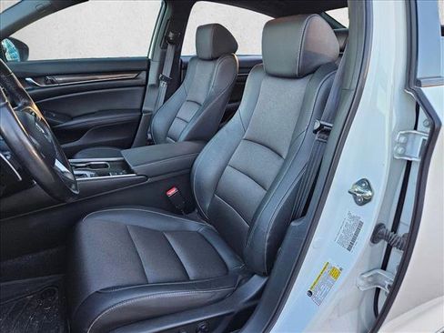 Used 2020 Honda Accord Sport image 17