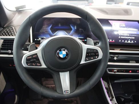 Used 2026 BMW X5 xDrive40i w/ Executive Package image 22