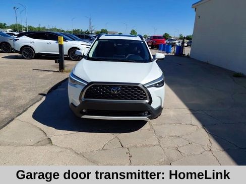 Used 2024 Toyota Corolla Cross XLE AWD/4WD image 10