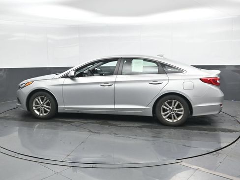 Used 2017 Hyundai Sonata SE FWD image 8