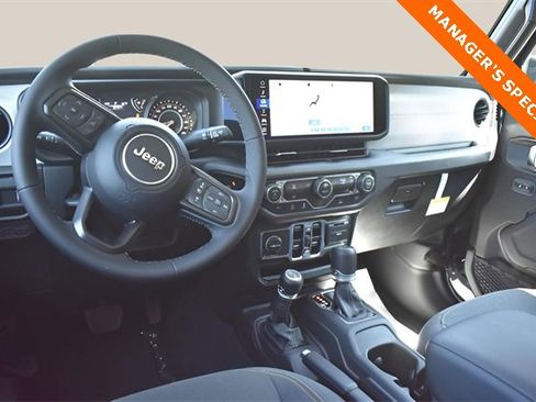 New 2025 Jeep Gladiator Sport image 13